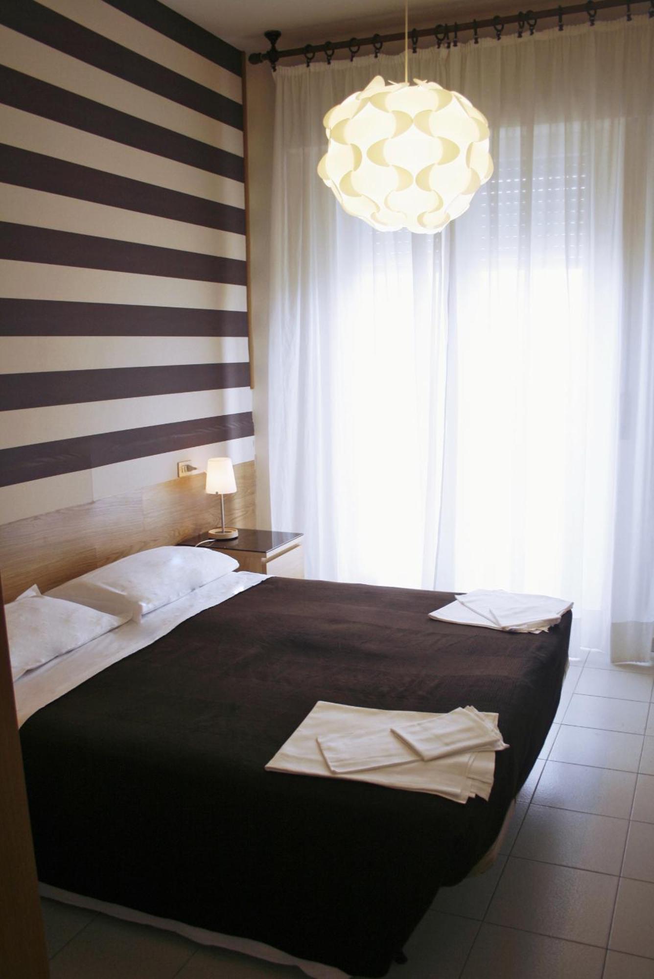Hotel Esplanade Rimini Bagian luar foto