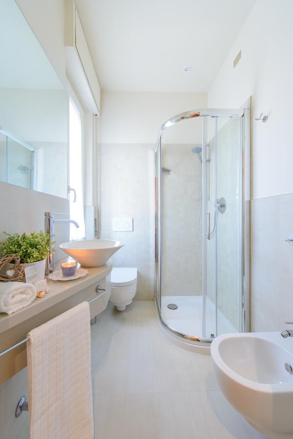 Hotel Esplanade Rimini Bagian luar foto