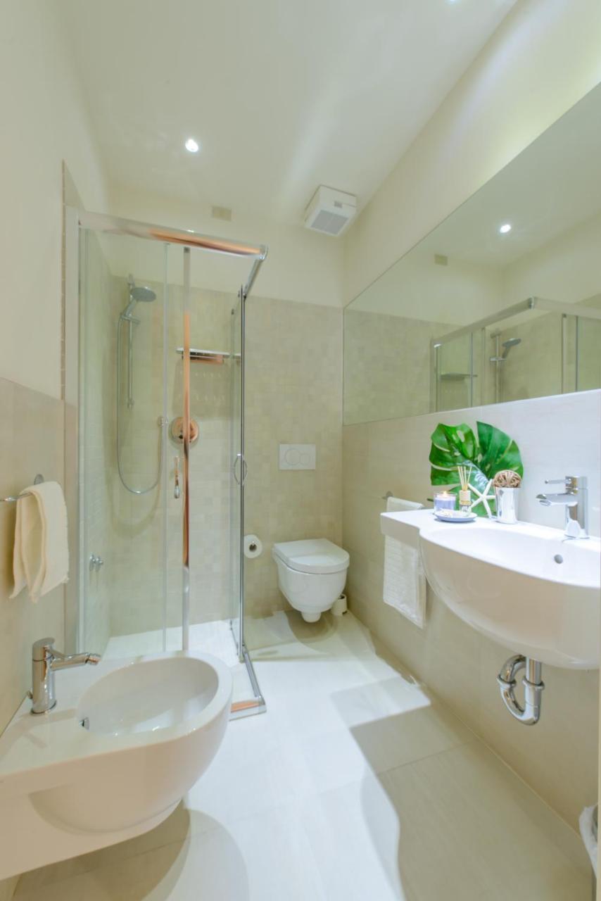 Hotel Esplanade Rimini Bagian luar foto